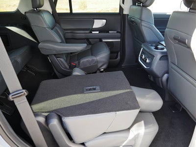 2027 Ford Expedition Active 4WD