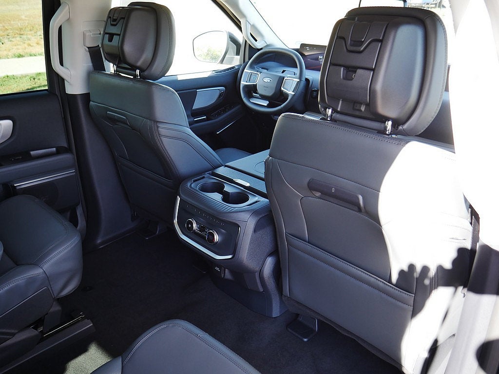 2027 Ford Expedition Active 4WD