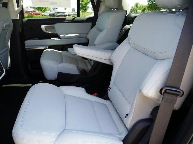2027 Ford Expedition Platinum 4WD