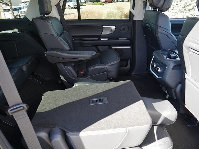 2026 Ford Expedition Platinum 4WD