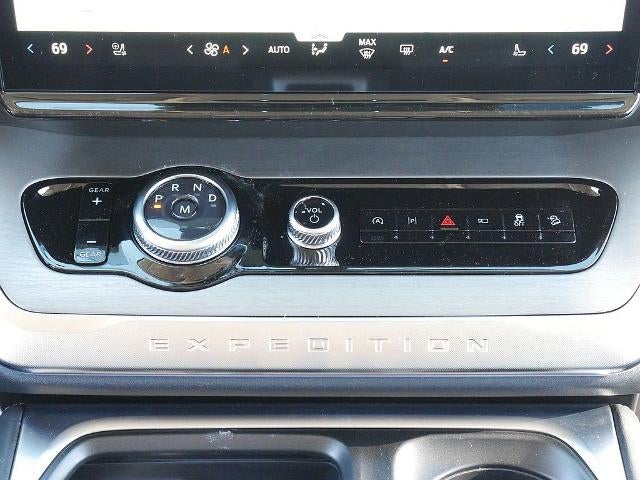 2026 Ford Expedition Platinum 4WD