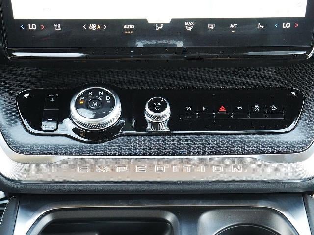 2027 Ford Expedition Platinum 4WD