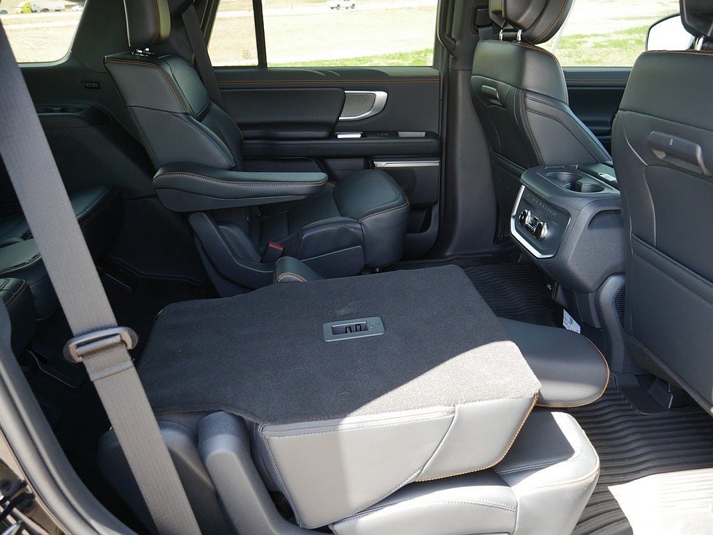 2026 Ford Expedition Tremor 4WD