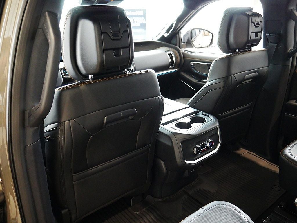 2027 Ford Expedition Tremor 4WD