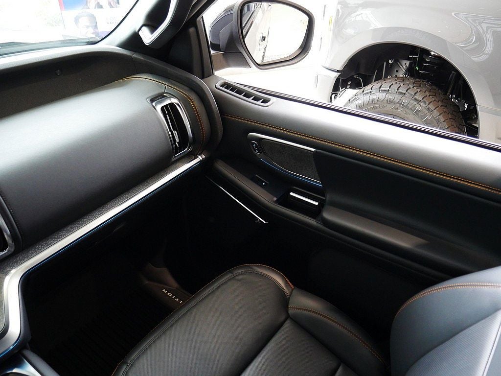 2027 Ford Expedition Tremor 4WD