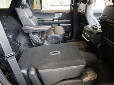 2027 Ford Expedition Tremor 4WD