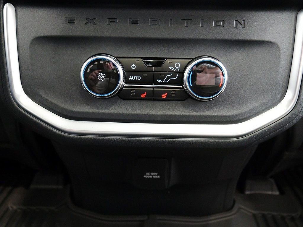 2027 Ford Expedition Tremor 4WD
