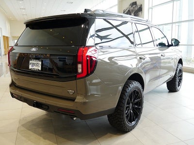 2027 Ford Expedition Tremor 4WD