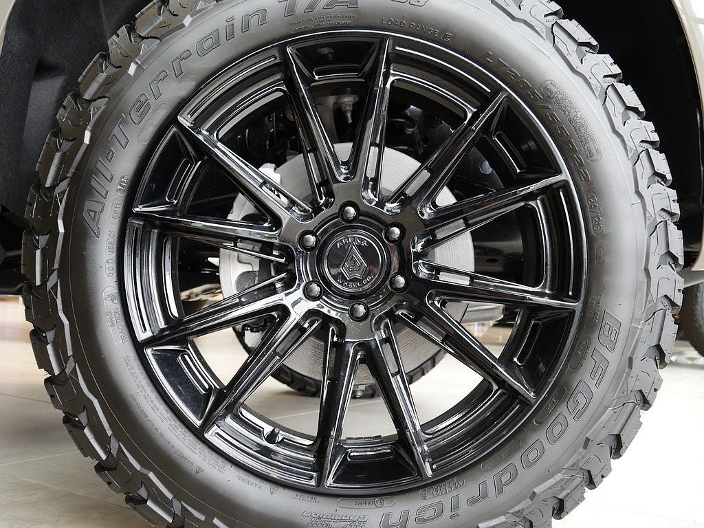 2027 Ford Expedition Tremor 4WD