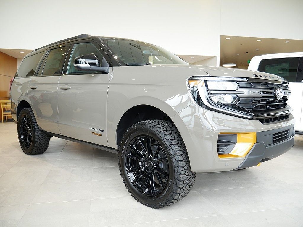 2027 Ford Expedition Tremor 4WD