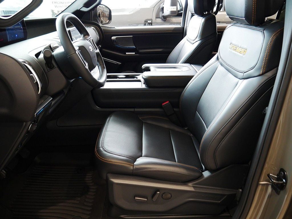 2027 Ford Expedition Tremor 4WD