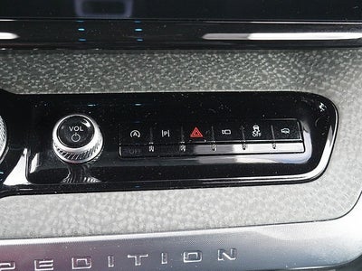 2025 Ford Expedition Tremor AWD