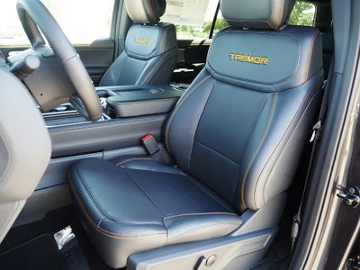 2027 Ford Expedition Tremor 4WD