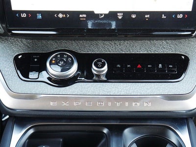 2027 Ford Expedition Tremor 4WD