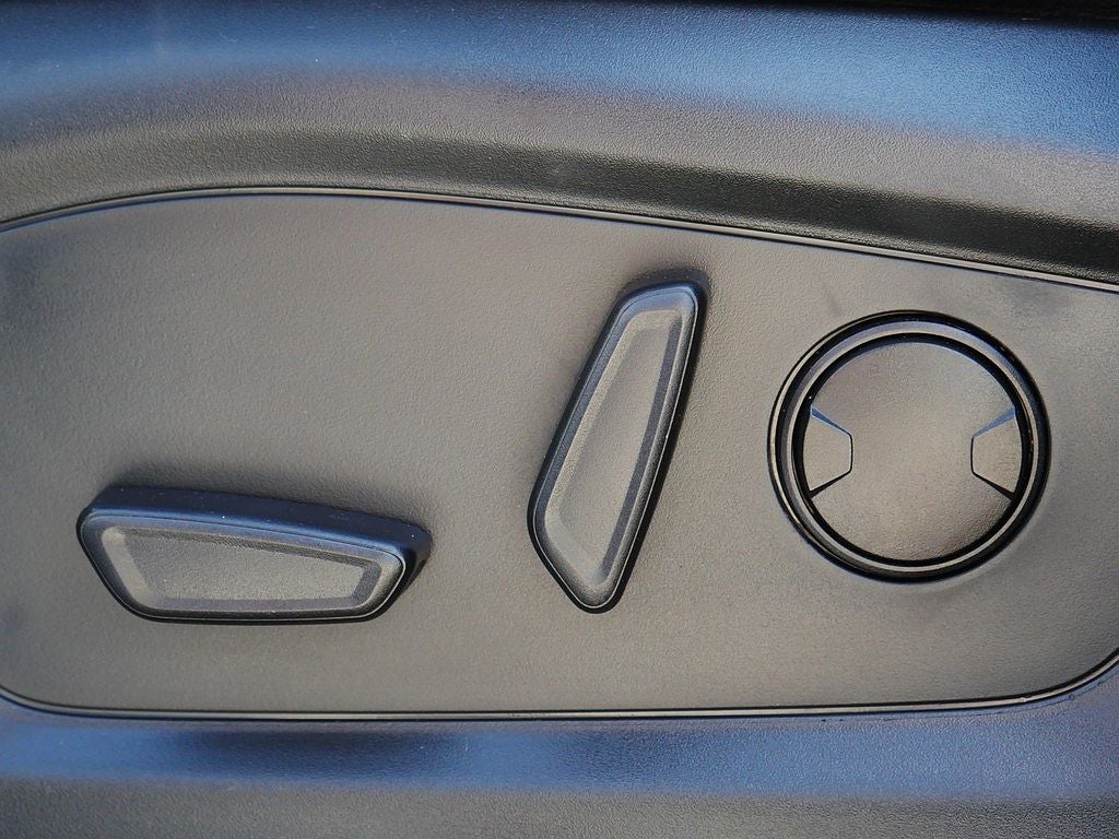 2020 Ford Explorer XLT 4WD