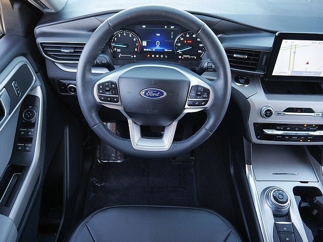 2023 Ford Explorer XLT AWD
