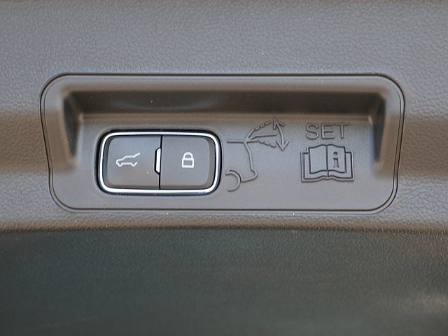 2023 Ford Explorer XLT AWD