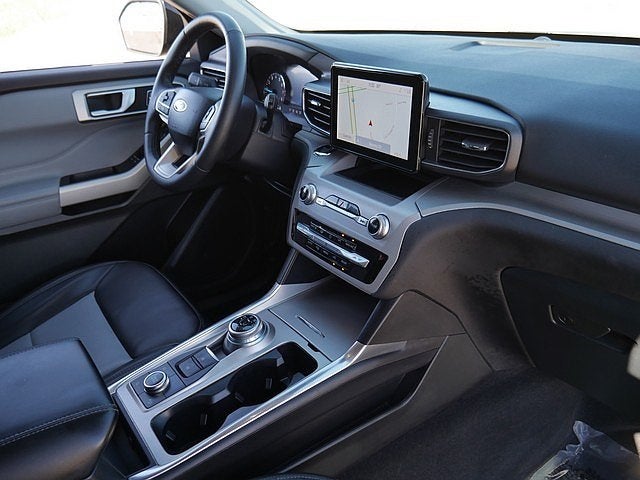 2023 Ford Explorer XLT AWD