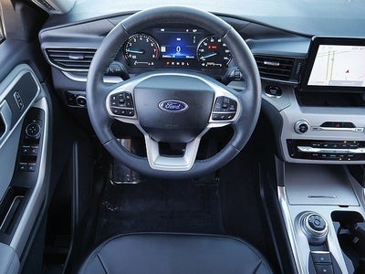 2023 Ford Explorer XLT AWD