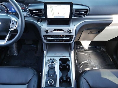 2023 Ford Explorer XLT AWD