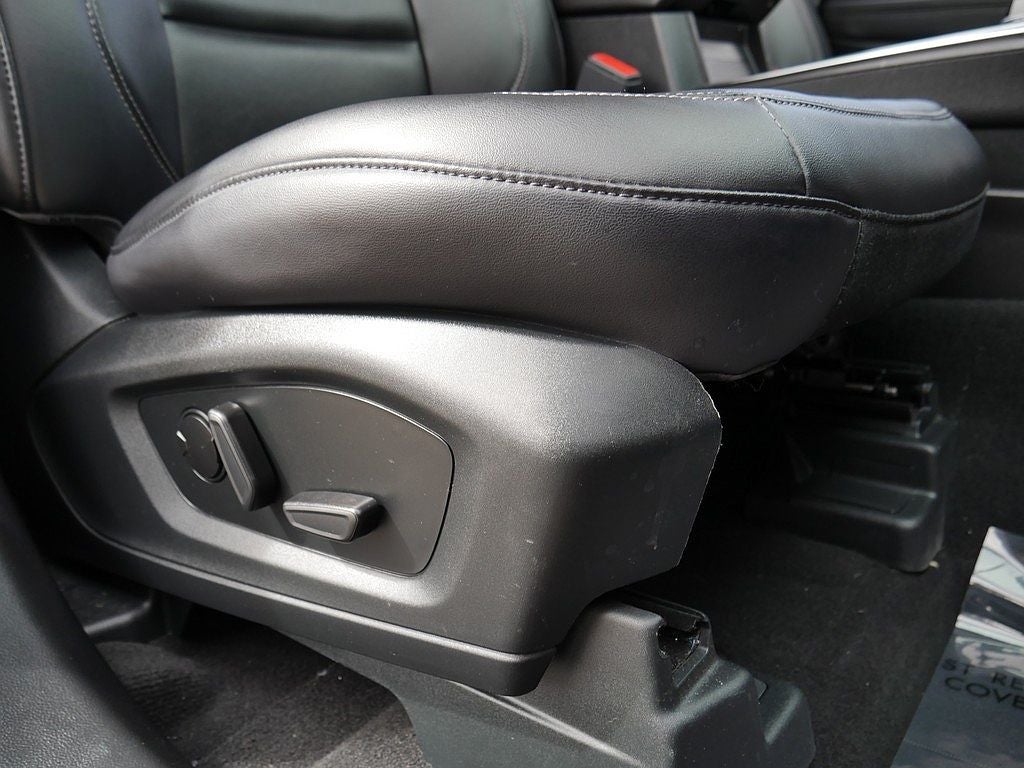 2023 Ford Explorer XLT AWD