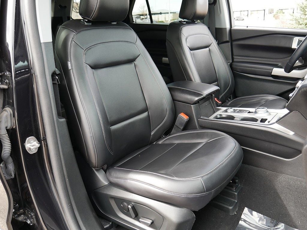 2023 Ford Explorer XLT AWD
