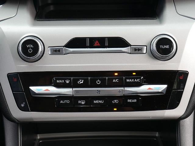 2023 Ford Explorer XLT AWD