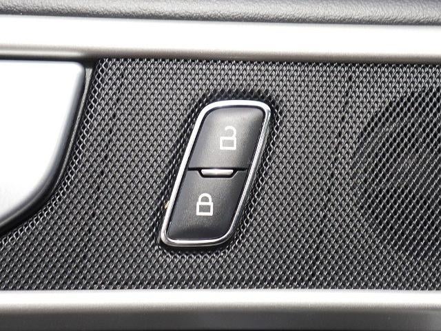 2023 Ford Explorer XLT AWD
