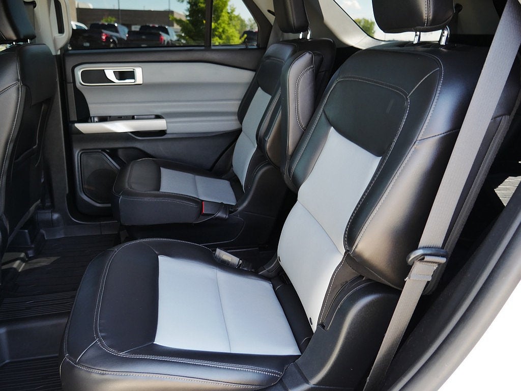 2023 Ford Explorer XLT AWD 202A