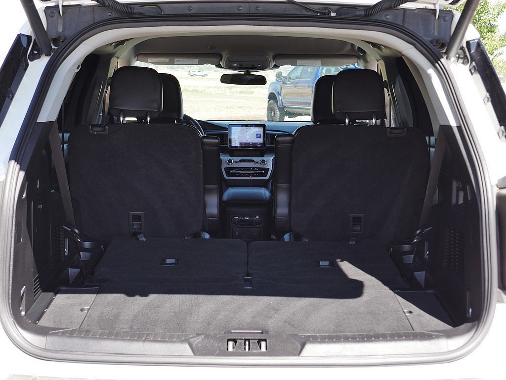 2023 Ford Explorer XLT AWD 202A