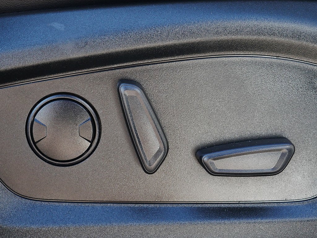 2023 Ford Explorer XLT AWD 202A