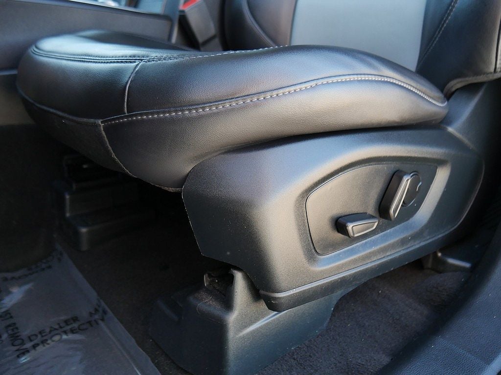 2023 Ford Explorer XLT AWD