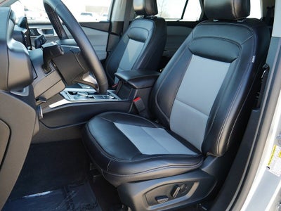 2023 Ford Explorer XLT AWD