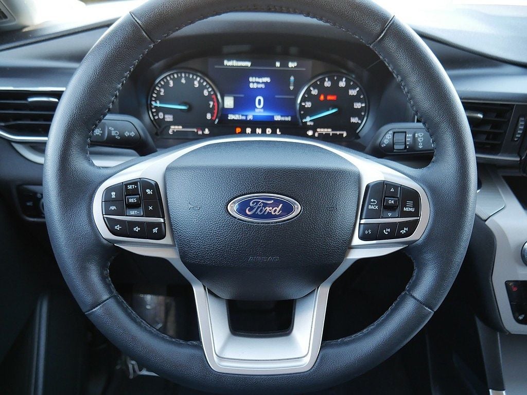 2023 Ford Explorer XLT AWD