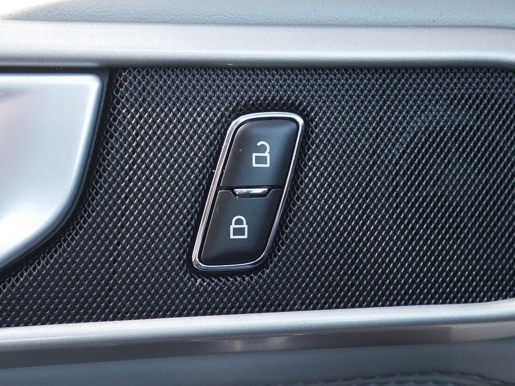 2023 Ford Explorer XLT AWD