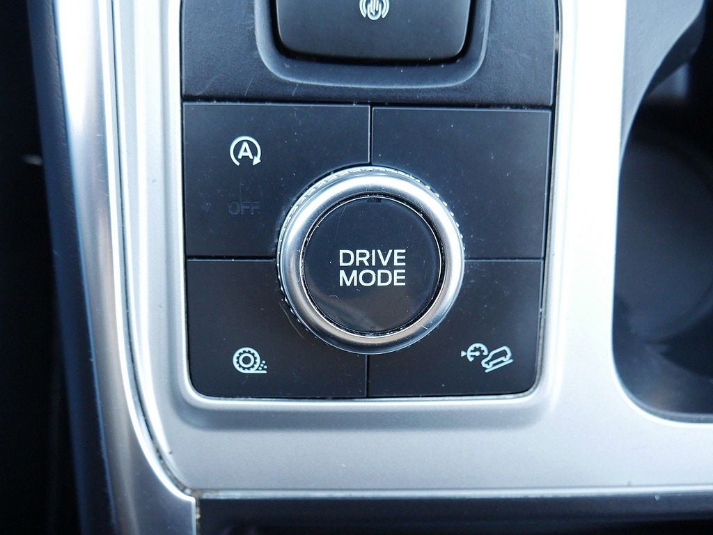 2023 Ford Explorer XLT AWD