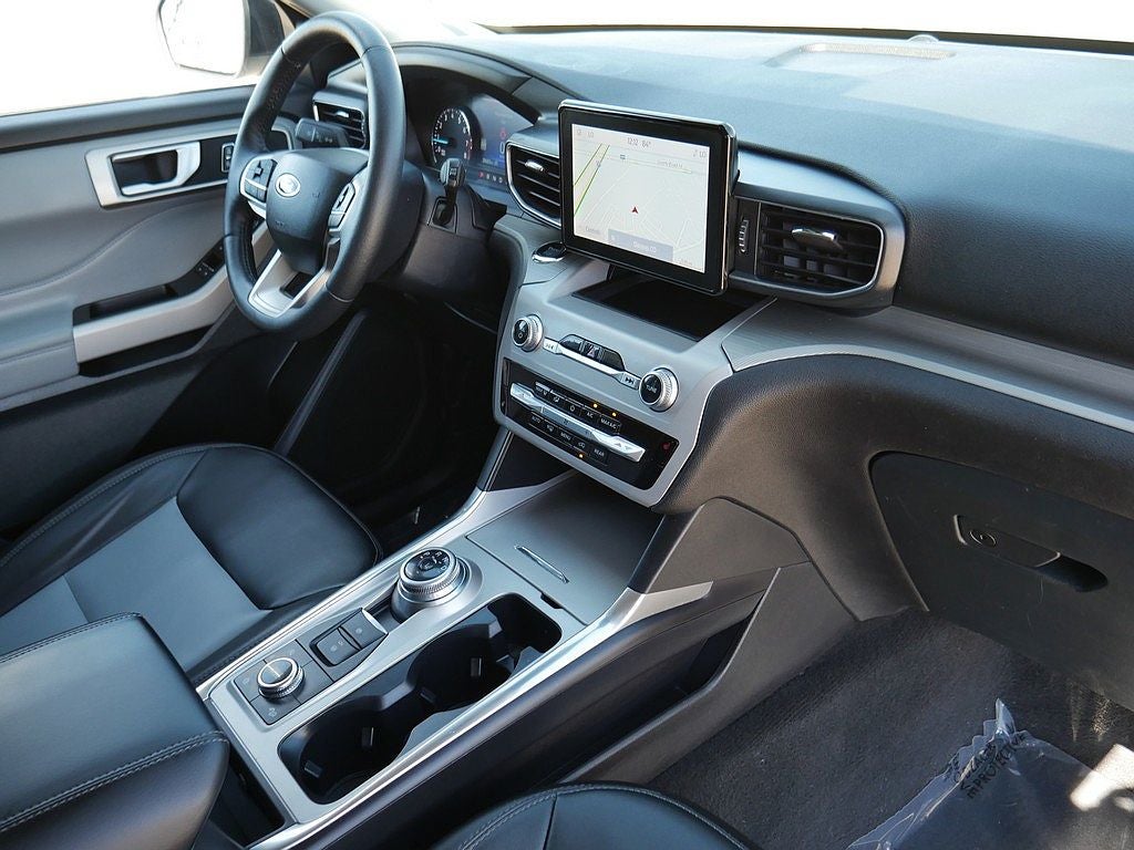 2023 Ford Explorer XLT AWD