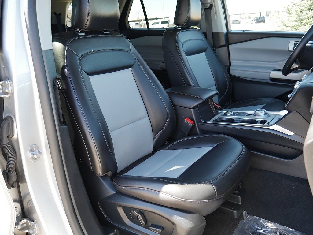 2023 Ford Explorer XLT AWD