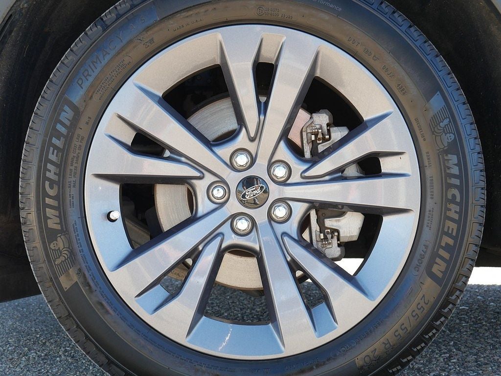 2023 Ford Explorer XLT AWD