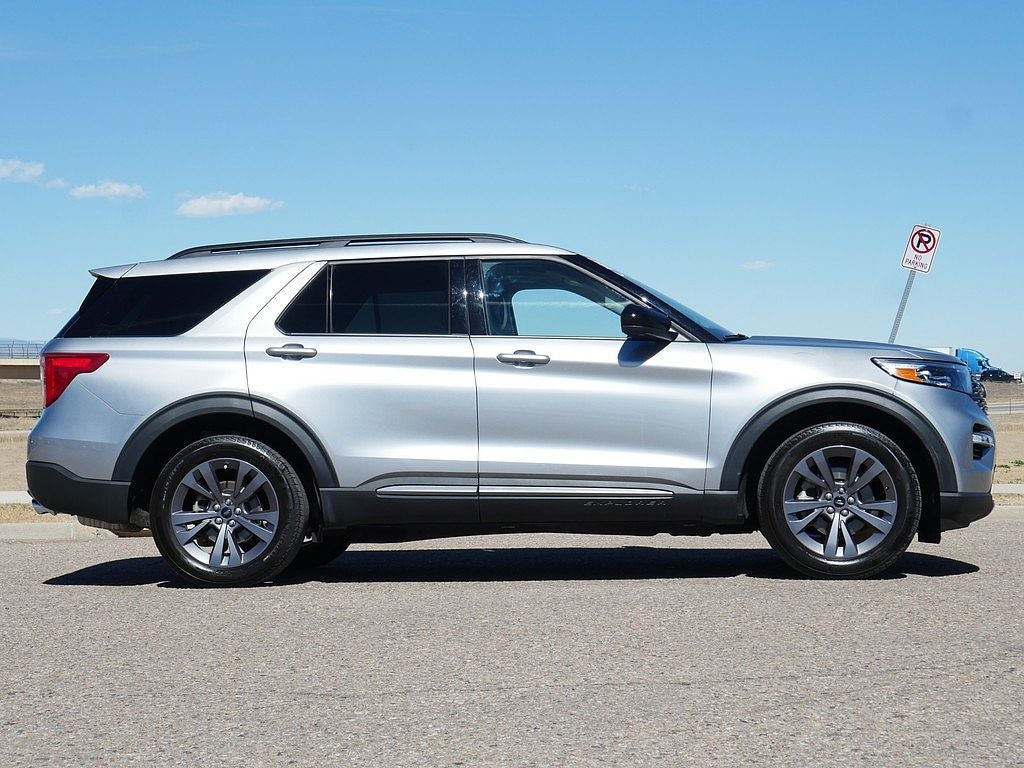 2023 Ford Explorer XLT AWD