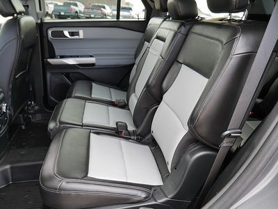 2023 Ford Explorer XLT AWD