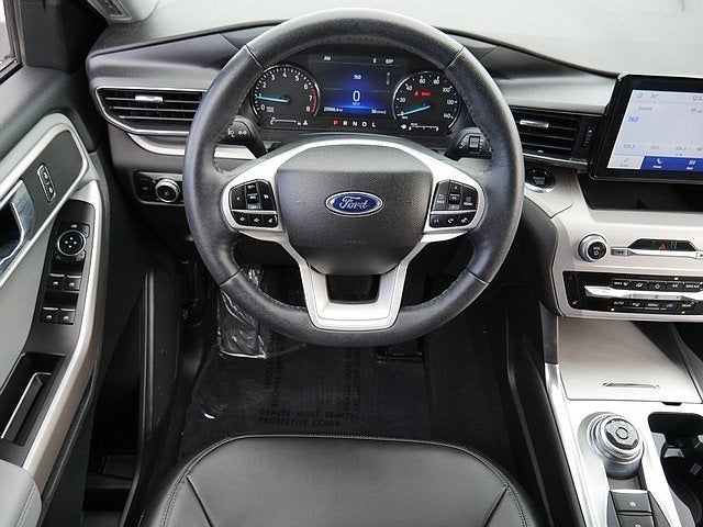 2023 Ford Explorer XLT AWD