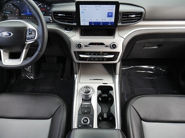 2023 Ford Explorer XLT AWD