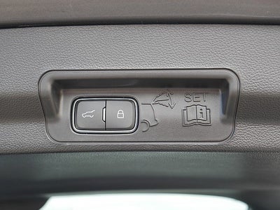 2023 Ford Explorer XLT AWD