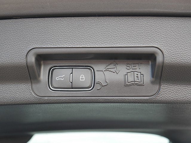 2023 Ford Explorer XLT AWD