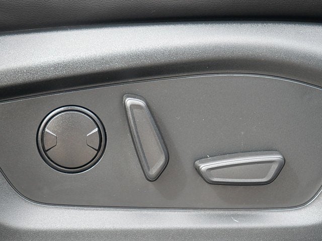 2023 Ford Explorer XLT AWD