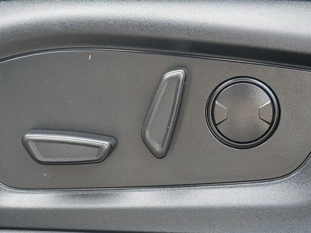 2023 Ford Explorer XLT AWD