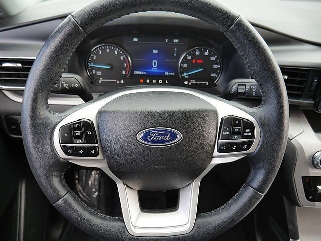 2023 Ford Explorer XLT AWD