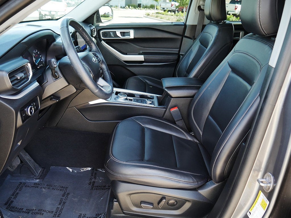 2023 Ford Explorer XLT AWD