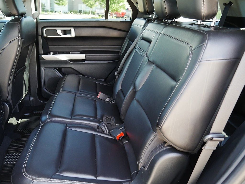 2023 Ford Explorer XLT AWD 202A
